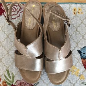 Gold Wedge Sandal - Gloria Vanderbilt
